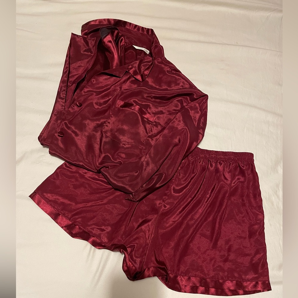 Victoria Secret silk pajamas size xl
